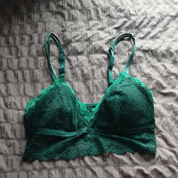 Auden Other - Auden Green Lace Bralette with Adjustable Straps